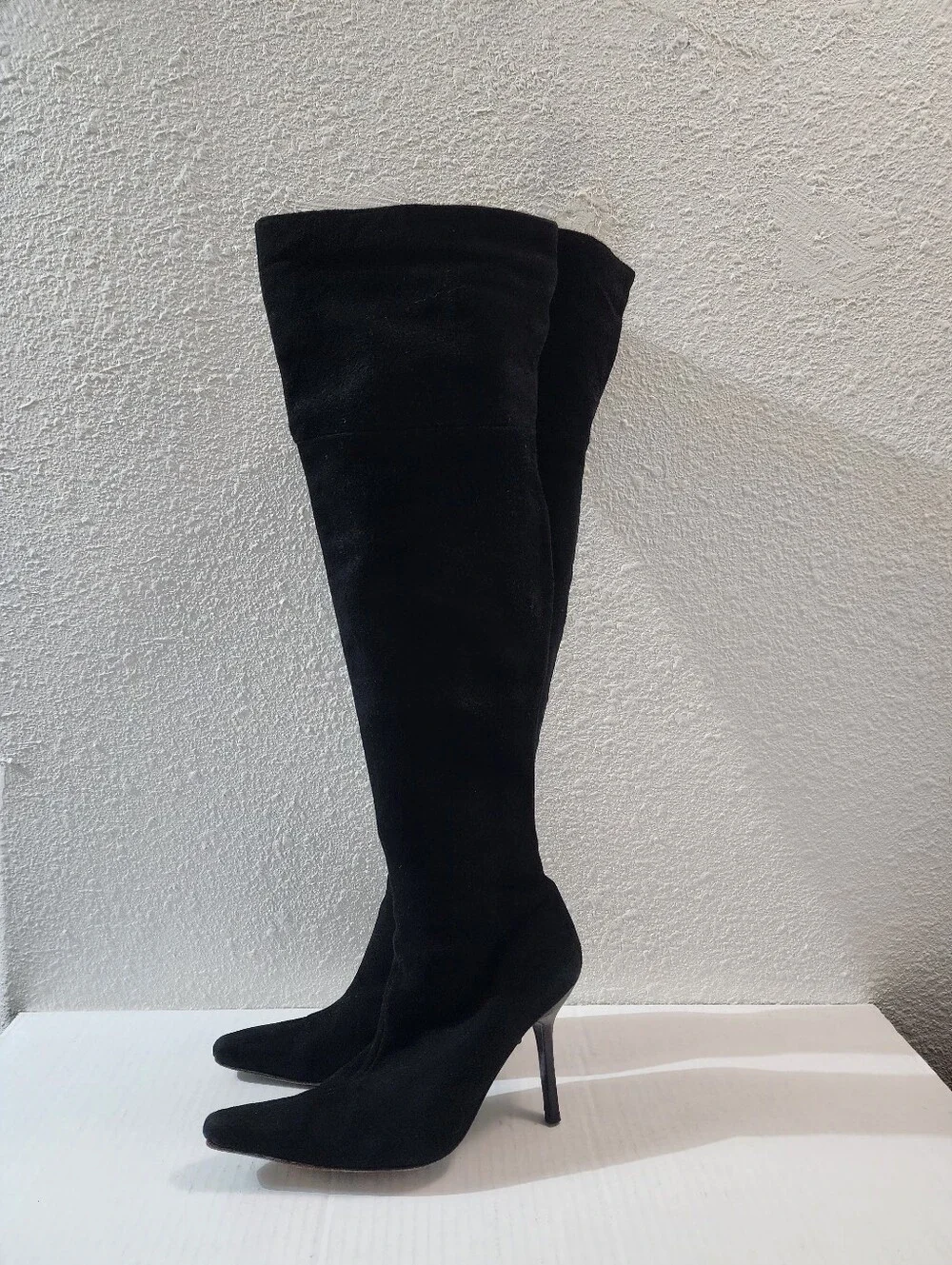 Vintage Bebe Black Suede Knee High Boots Y2K Pointed Toe Stiletto Spain Size 7.5